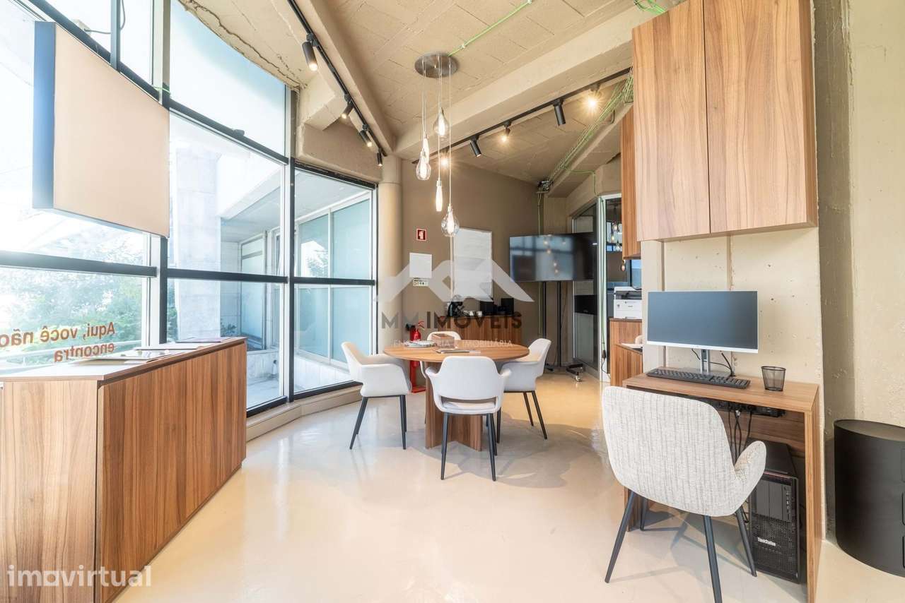 Loja Renovada | Open Space + Zona Privada | Gondomar - Centro - Grande imagem: 2/17