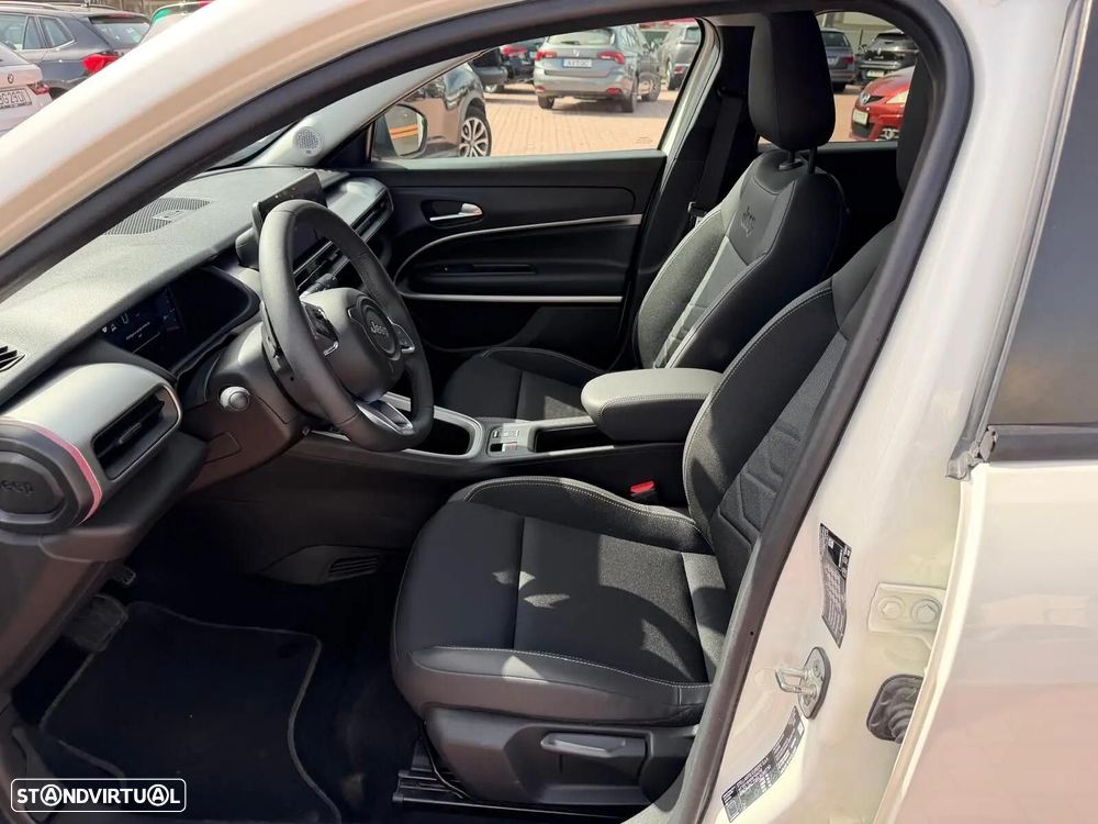 Jeep Avenger 1.2 e-Hybrid Altitude DCT - 20
