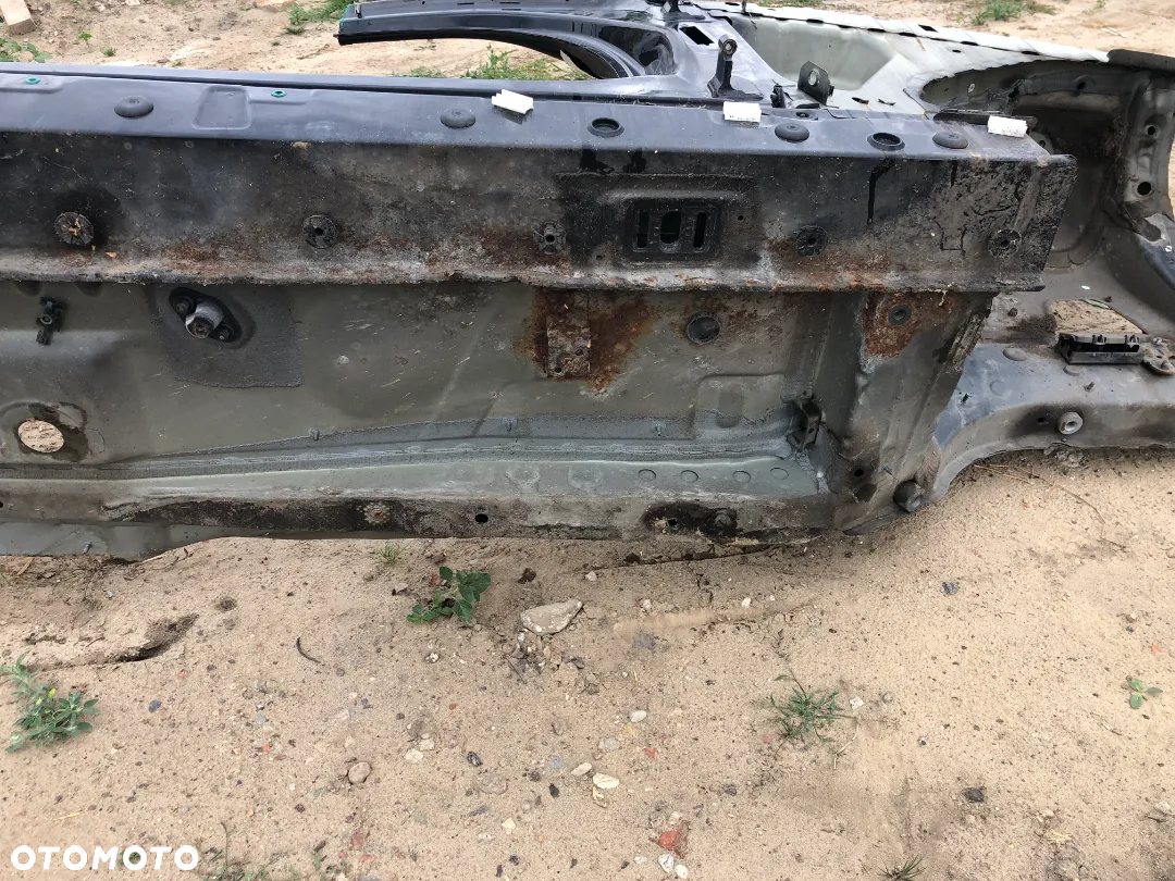 BMW E90 Błotnik Lewy Prawy Próg Podłużnica Ćwiartka Lewy  475 - 11