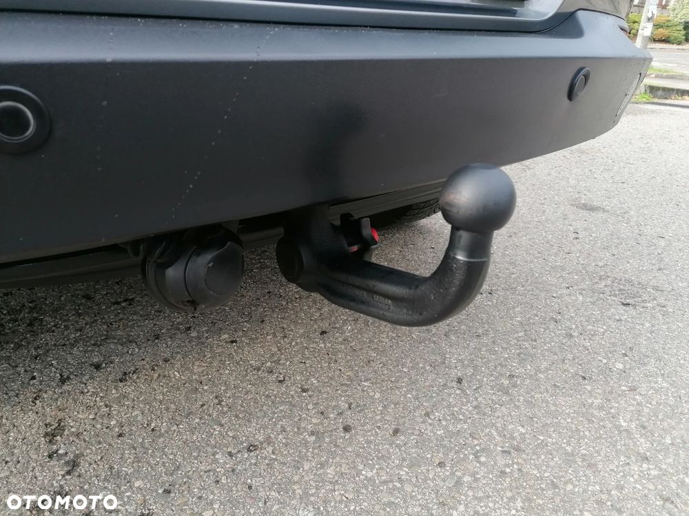 Volkswagen Tiguan 2.0 TDI DPF BlueMotion Technology Sport & Style - 35