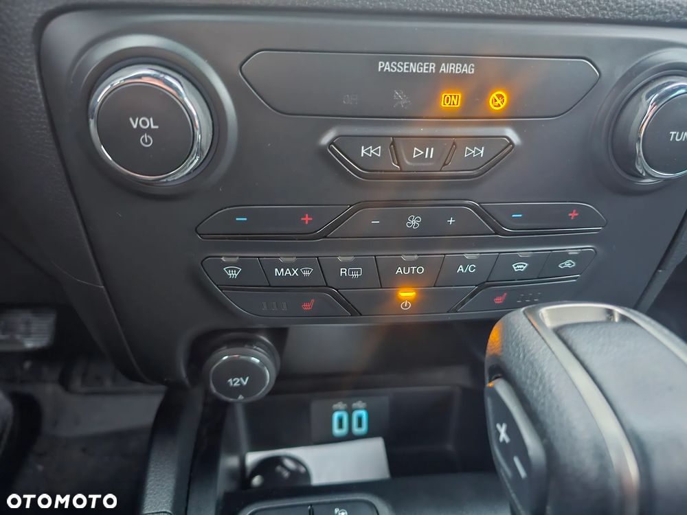 Ford Ranger 2.0 EcoBlue 4x4 DC Wildtrak - 37