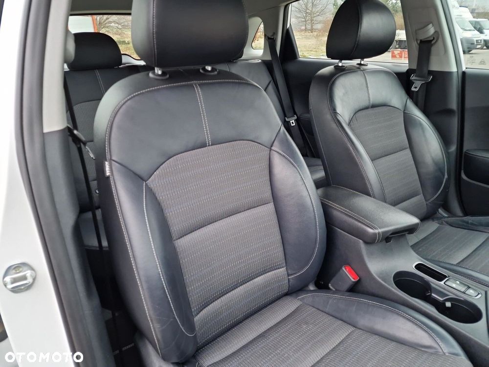 Kia Niro 1.6 GDI Plug-in Hybrid L - 35