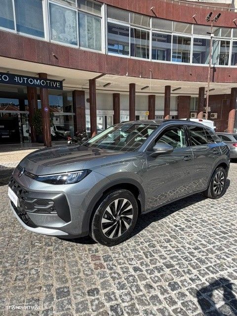 VW T-Roc 1.5 eTSI Life DSG - 2