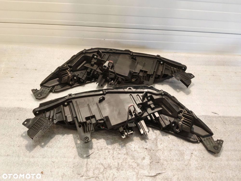 nissan x-trail t33 full led komplet lamp przednich - 11