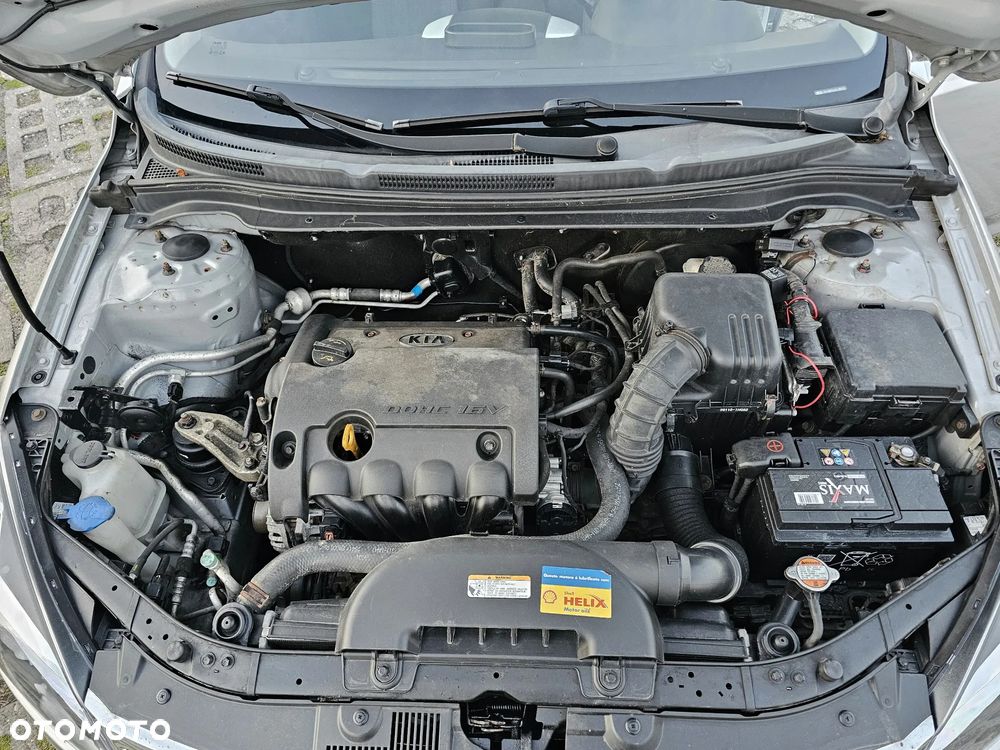 Kia Ceed - 38