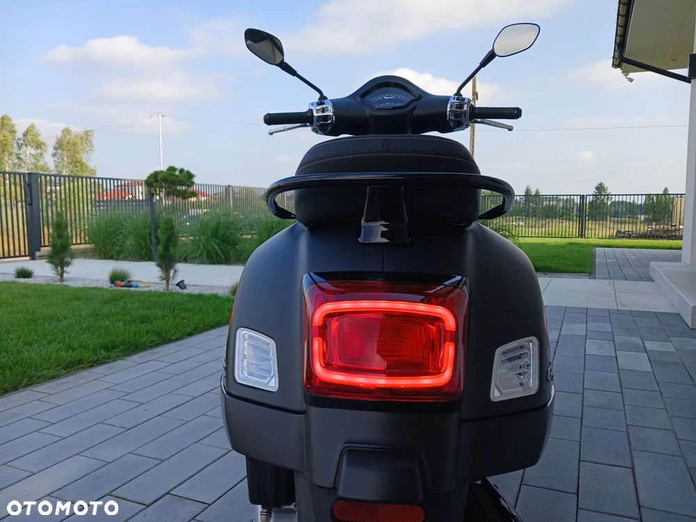 Piaggio Vespa - 9