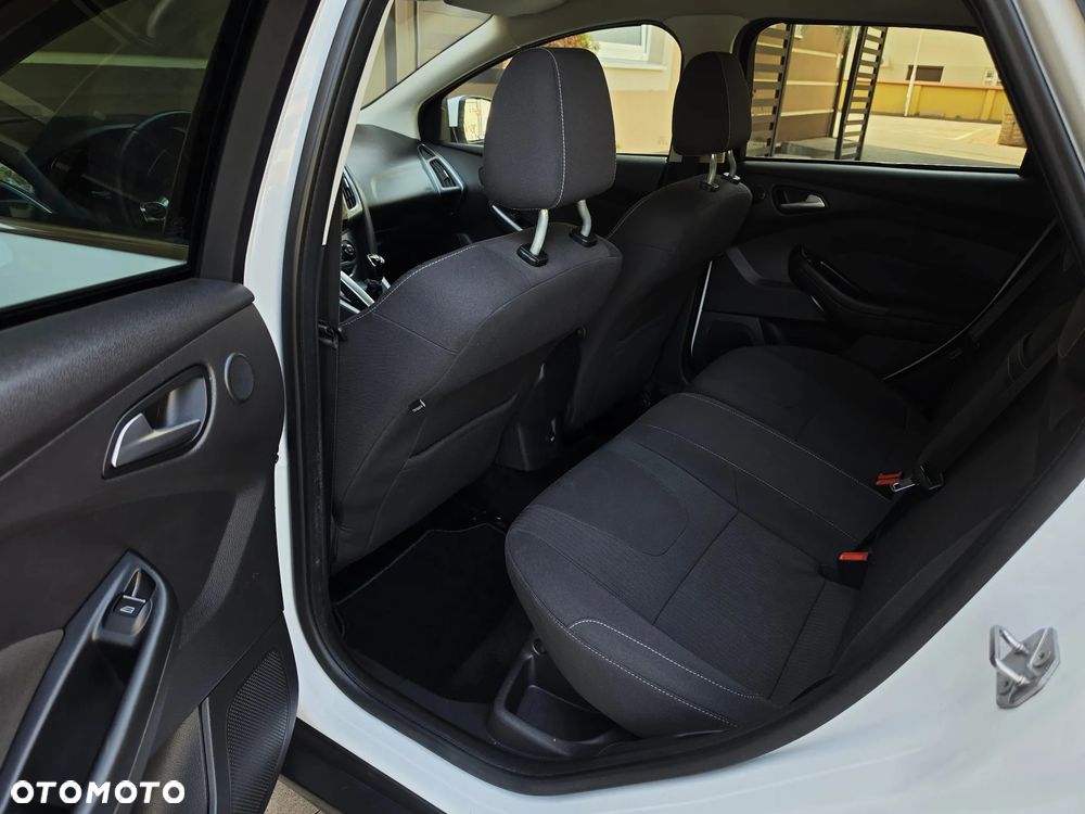 Ford Focus 1.6 TI-VCT Titanium - 40