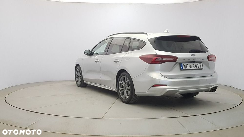 Ford Focus - 5