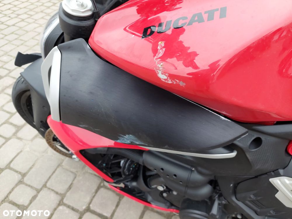 Ducati Diavel - 16