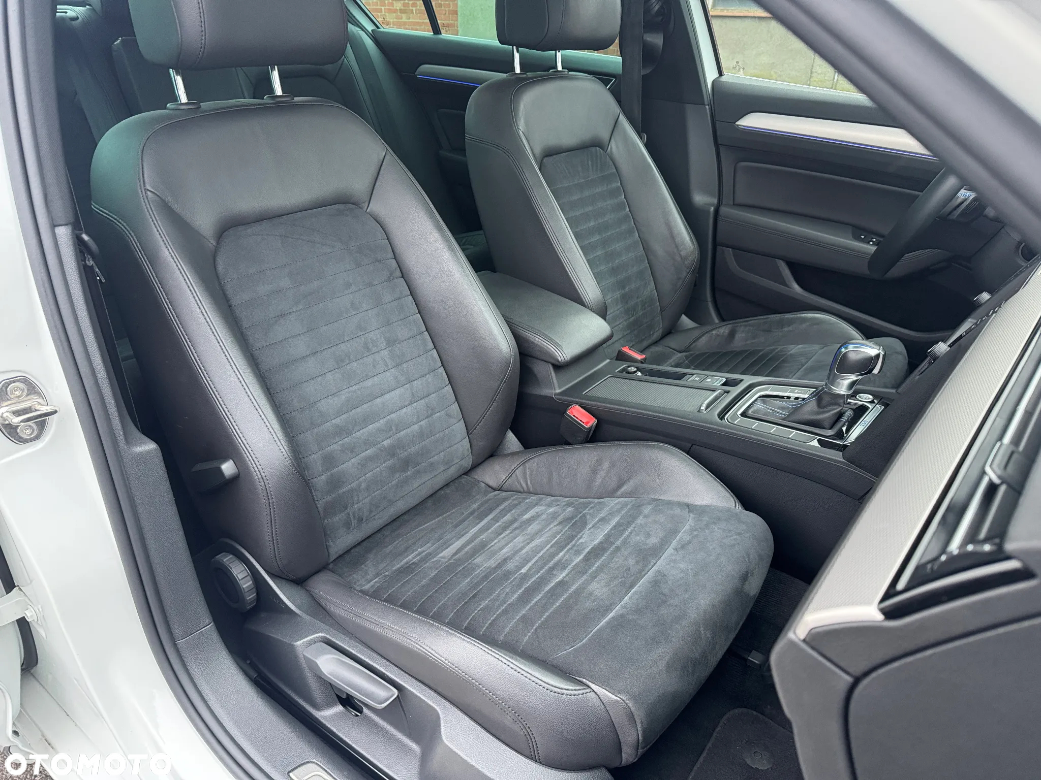 Volkswagen Passat 1.4 TSI Plug-In-Hybrid GTE - 33