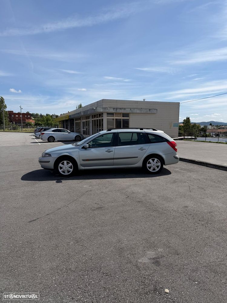 Renault Laguna Break 1.6 Expression - 4
