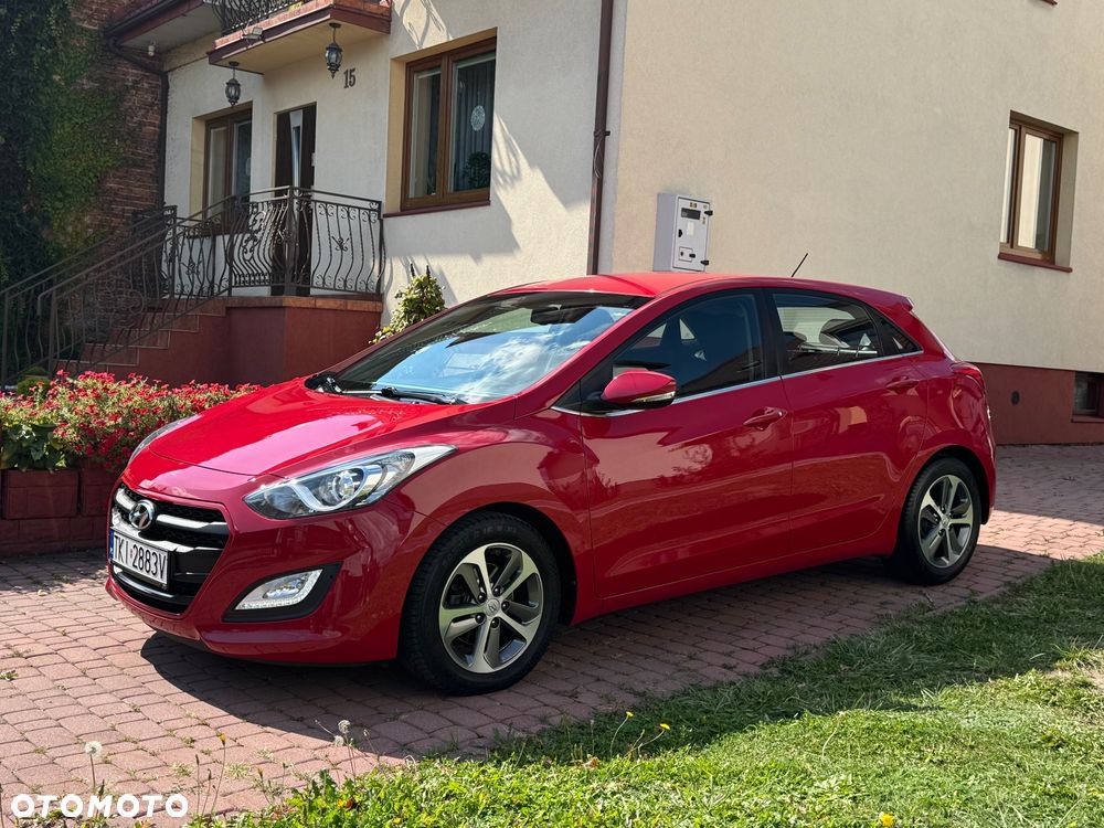 Hyundai i30 1.6 Premium - 1
