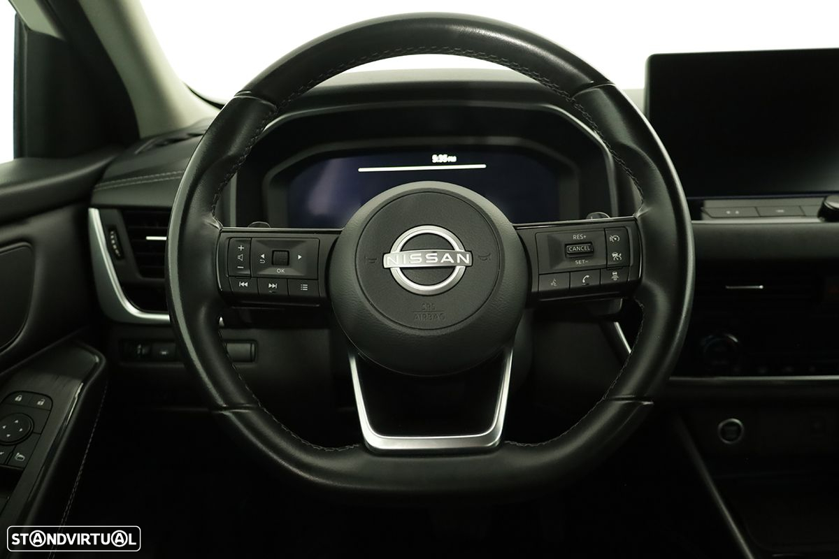 Nissan Qashqai 1.3 DIG-T N-Connecta Xtronic - 14
