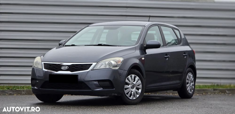 Kia Ceed 1.4 CVVT ISG Attract - 2