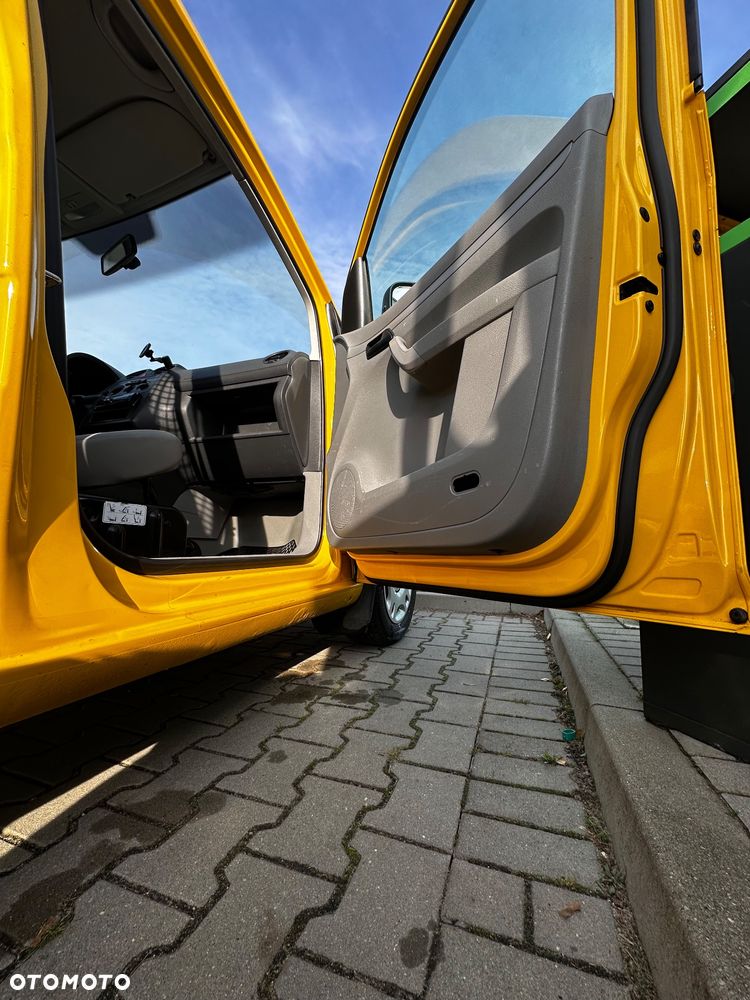 Volkswagen Caddy - 22