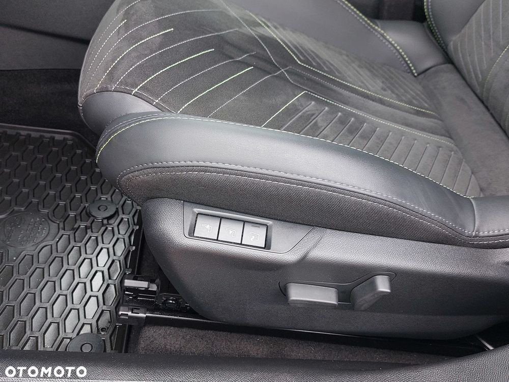 Peugeot 2008 1.2 PureTech GT S&S EAT8 - 15