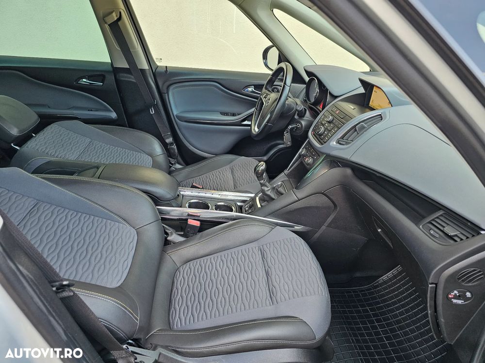 Opel Zafira Tourer 2.0 CDTI ECOFLEX Start/Stop Innovation - 13