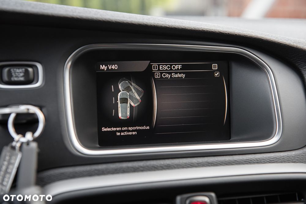 Volvo V40 D2 Drive-E Summum - 23