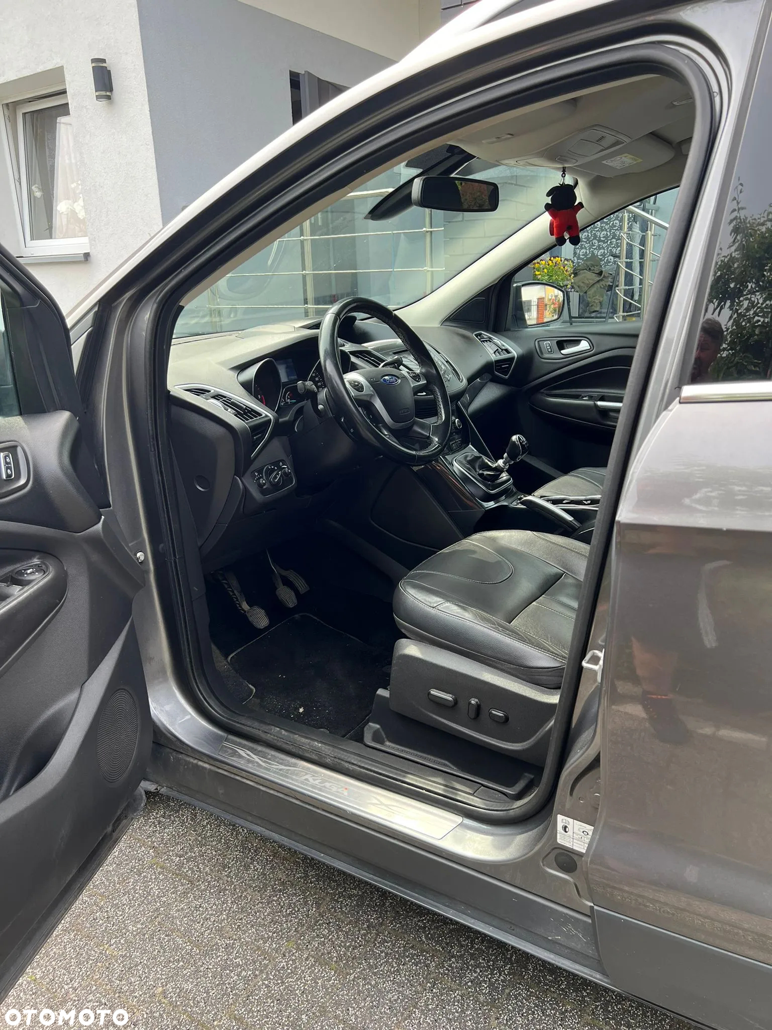 Ford Kuga - 5