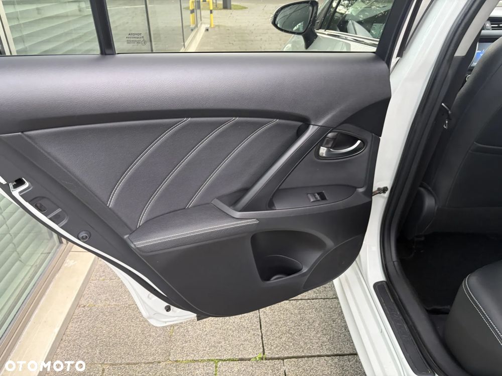Toyota Avensis 1.8 Prestige MS - 36