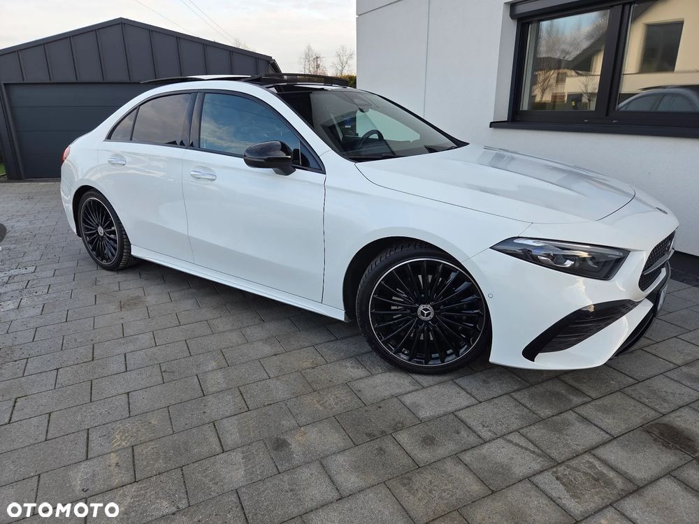Mercedes-Benz Klasa A 220 4-Matic AMG Line 7G-DCT - 17
