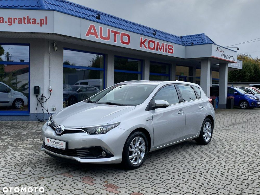 Toyota Auris - 1