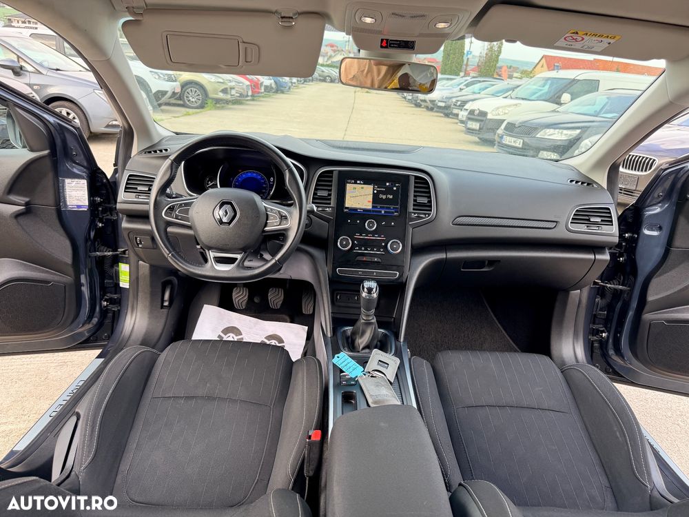 Renault Megane - 7