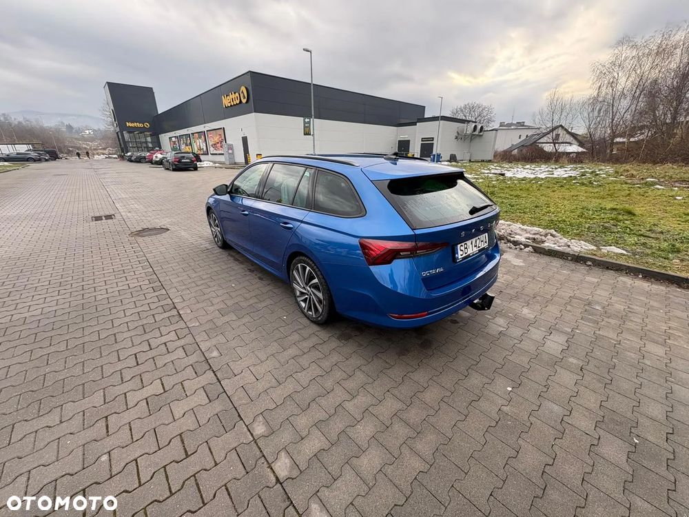 Skoda Octavia 2.0 TDI 4x4 Style DSG - 8