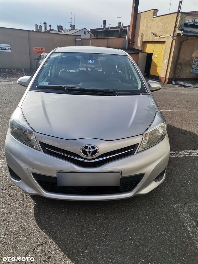 Toyota Yaris - 2
