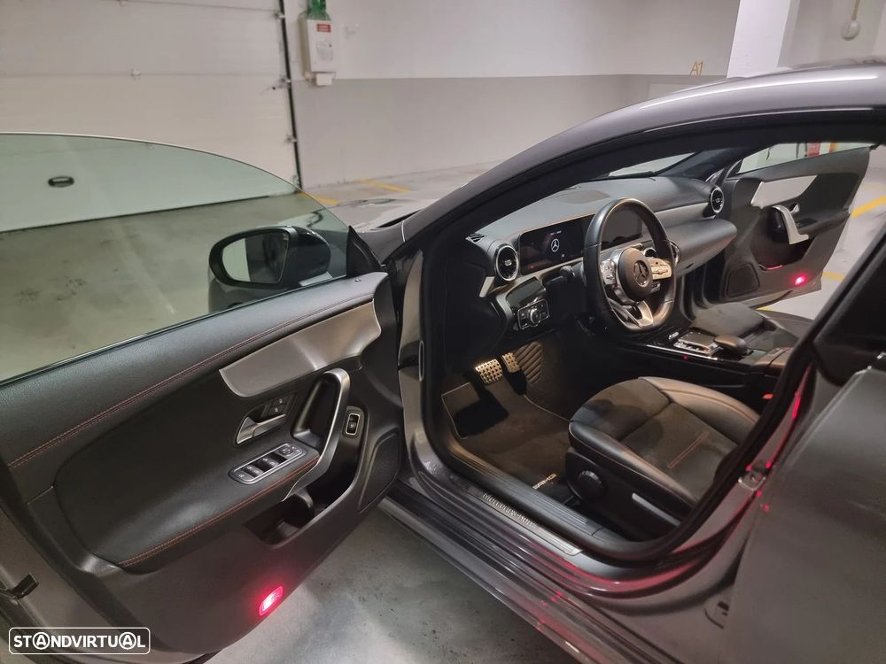 Mercedes-Benz CLA 200 d Shooting Brake AMG Line Aut. - 19