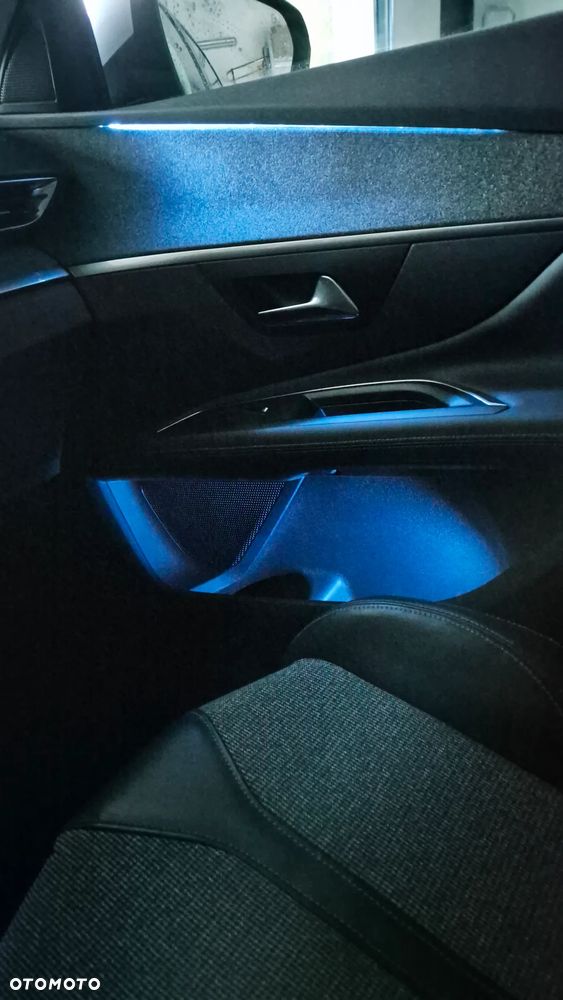 Peugeot 5008 2.0 BlueHDi Allure - 25