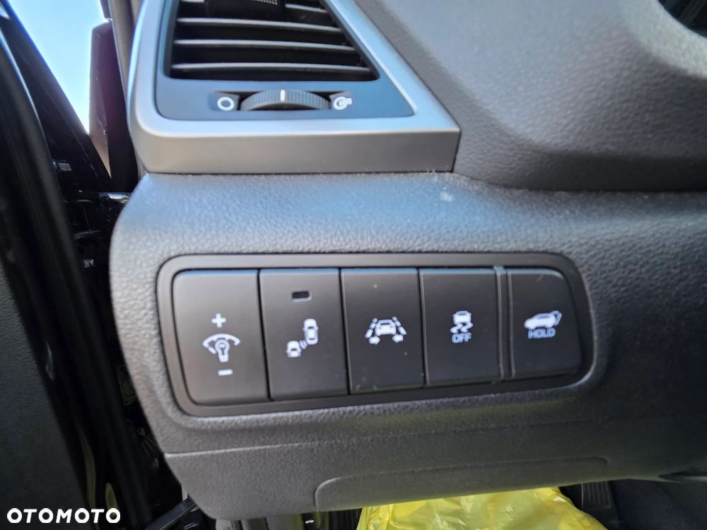 Hyundai Tucson 2.0 CRDI 4WD Automatik Premium - 30