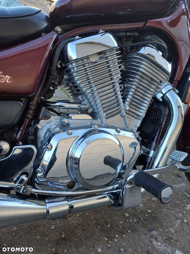 Suzuki Intruder - 15