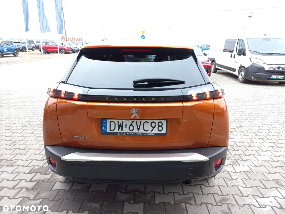 Peugeot 2008 1.5 BlueHDi Allure S&S - 6