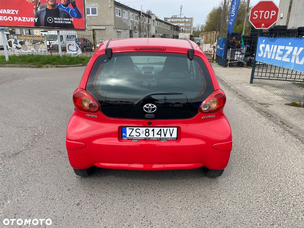 Toyota Aygo City - 24