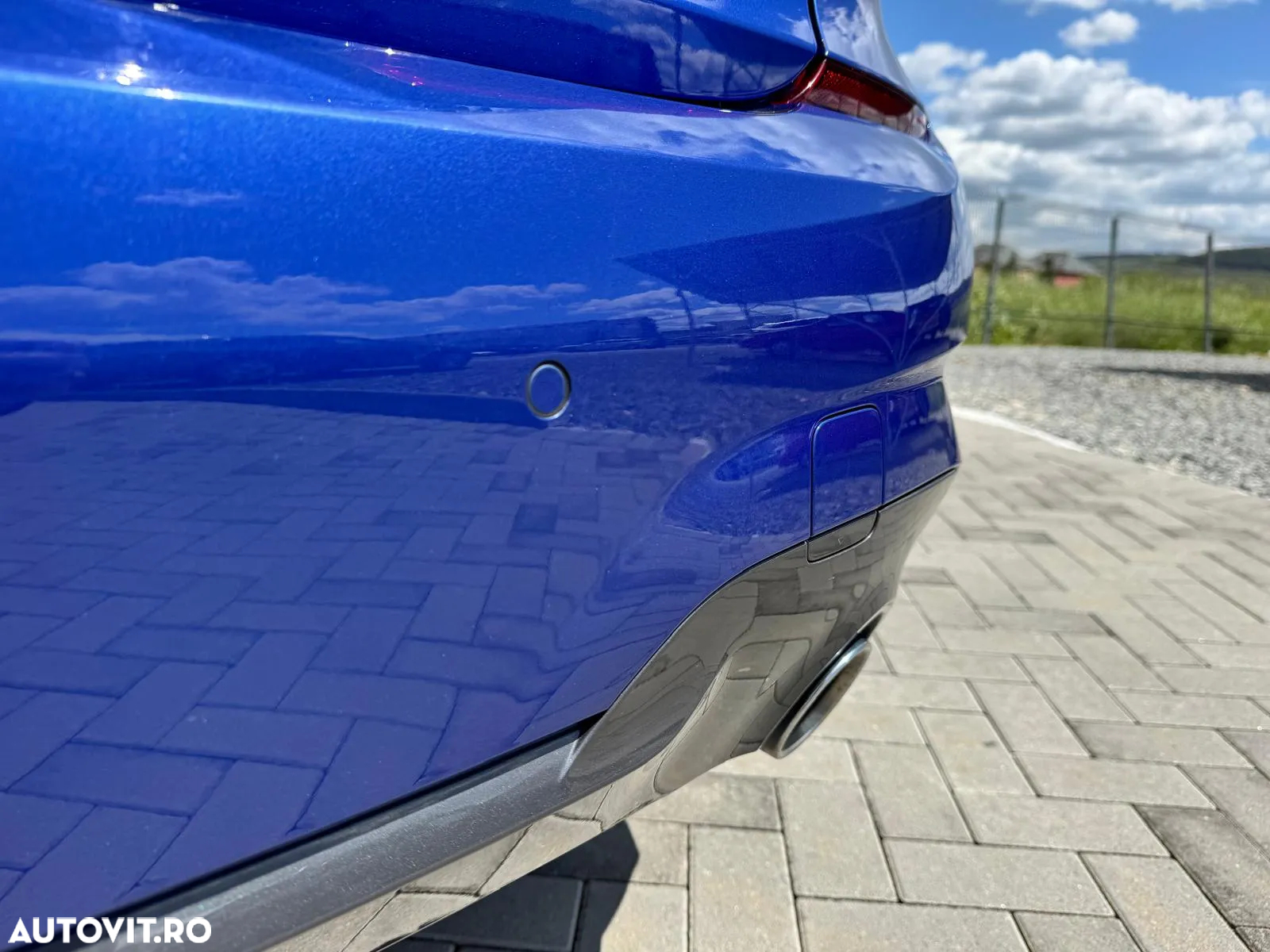 BMW Seria 3 330i xDrive AT - 12