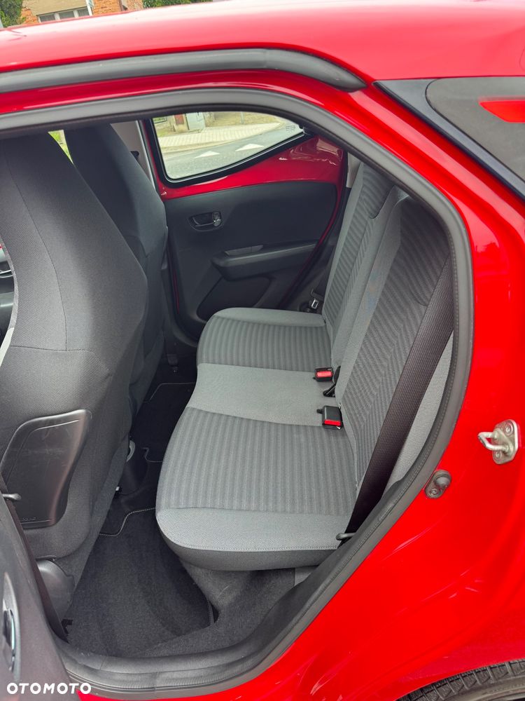 Toyota Aygo 1.0 VVT-i JBL Edition - 6