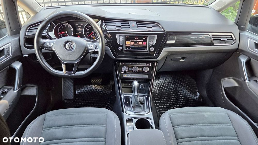 Volkswagen Touran 1.8 TSI BMT Highline DSG - 12