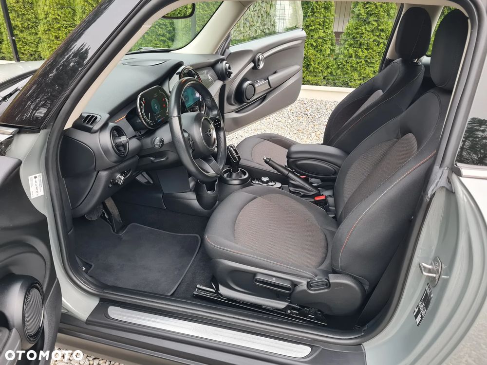 MINI ONE Standard - 15