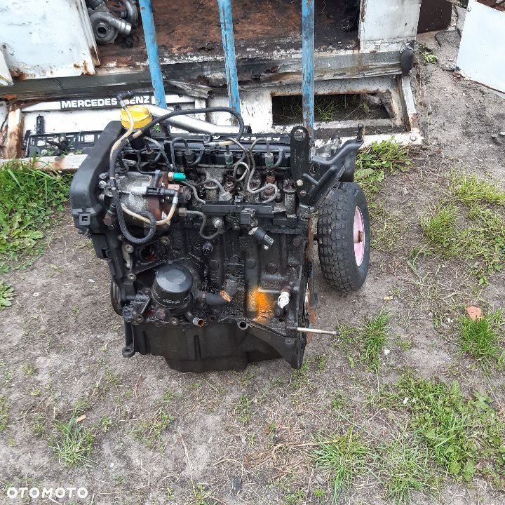 Renault Dacia silnik K9K 870 - 1