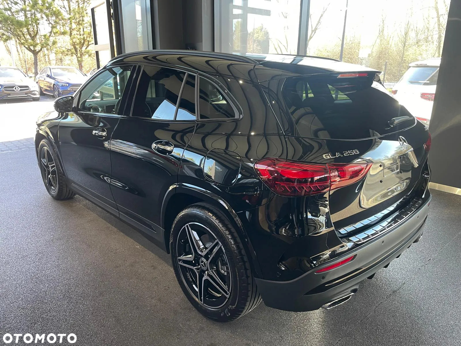 Mercedes-Benz GLA 250 4-Matic AMG Line - 4