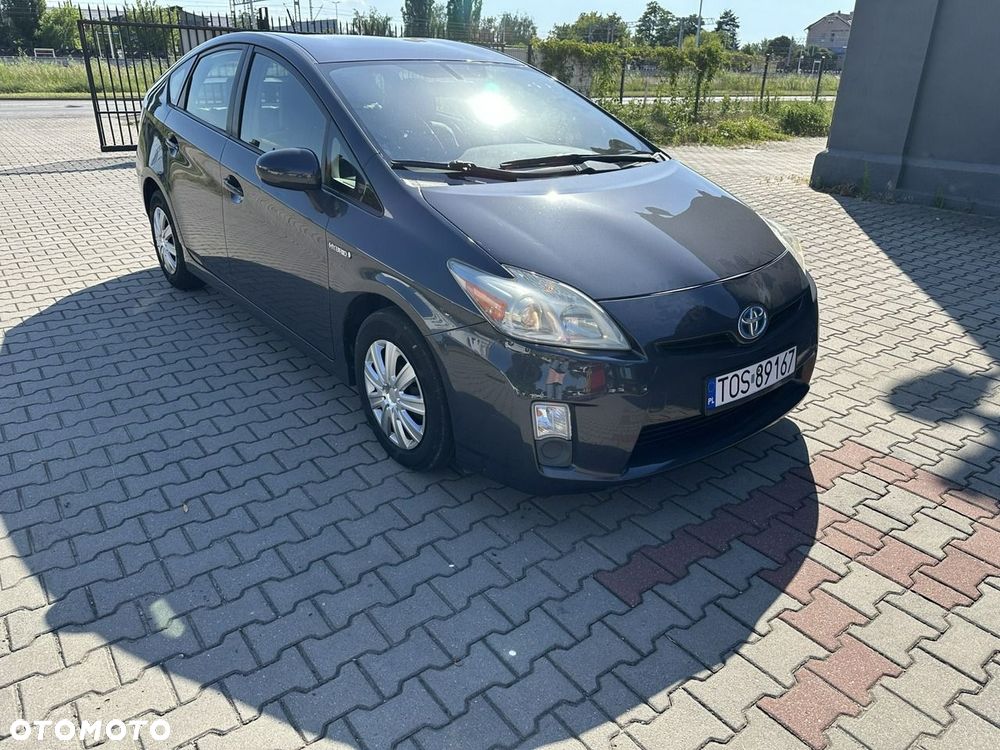 Toyota Prius - 2