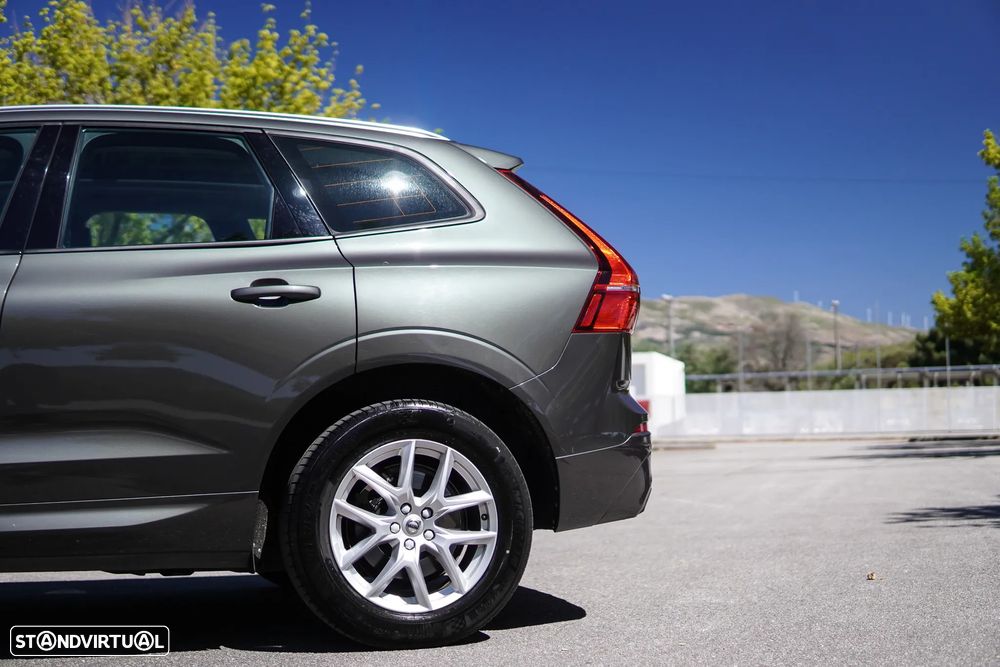 Volvo XC 60 2.0 T8 PHEV Momentum Plus AWD - 13