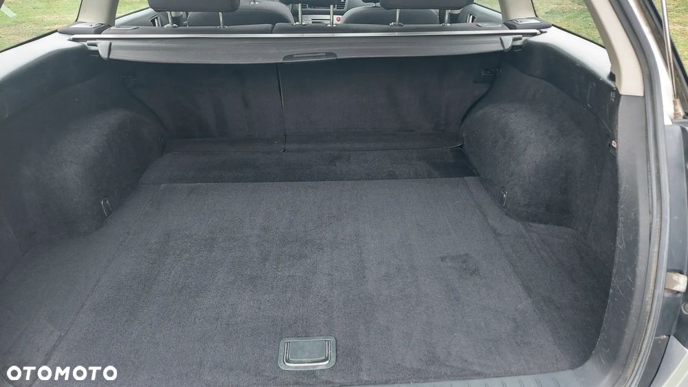 Subaru Outback - 10