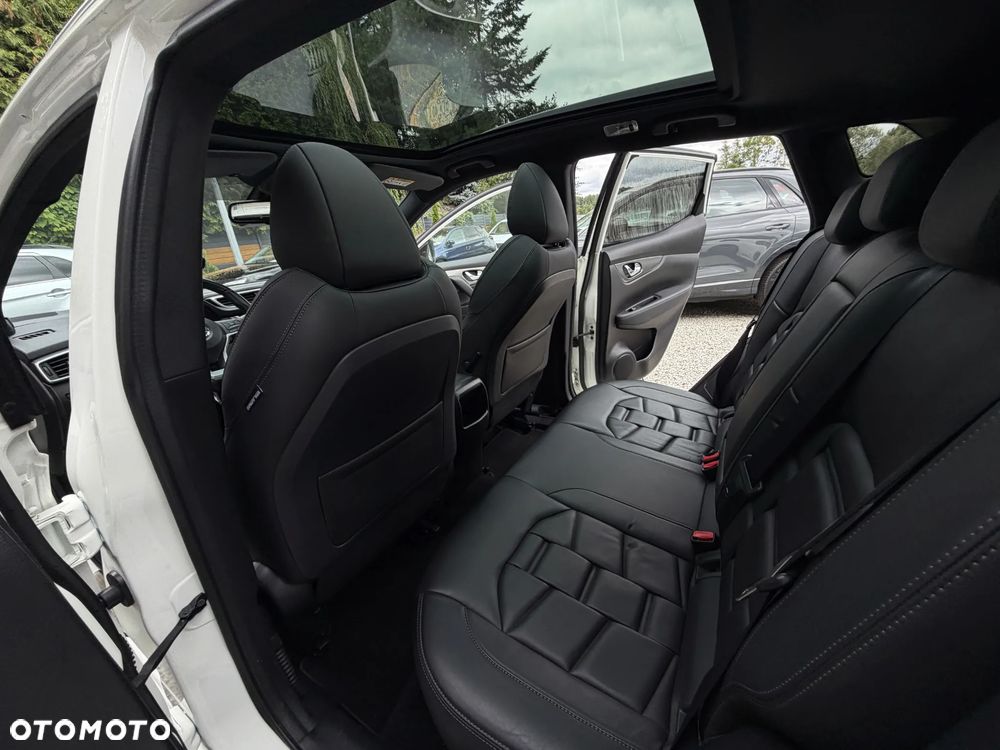 Nissan Qashqai 1.3 DIG-T Tekna+ DCT - 15