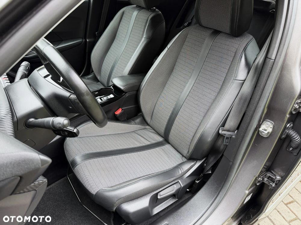 Peugeot 2008 PureTech 130 Allure Pack - 11