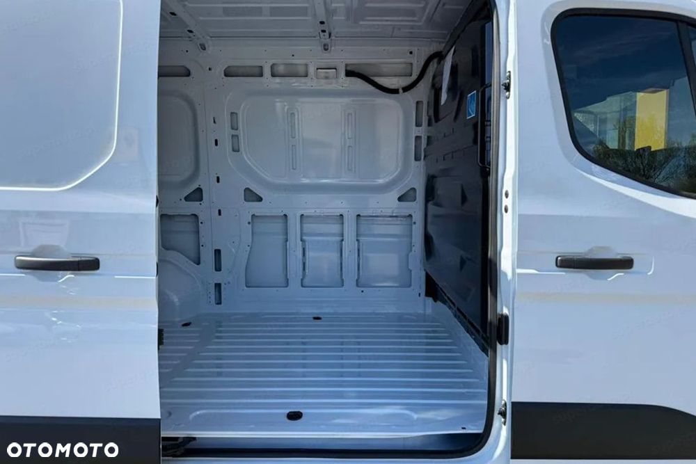 Renault Master L2H2 Advance 2.0 130KM - 8