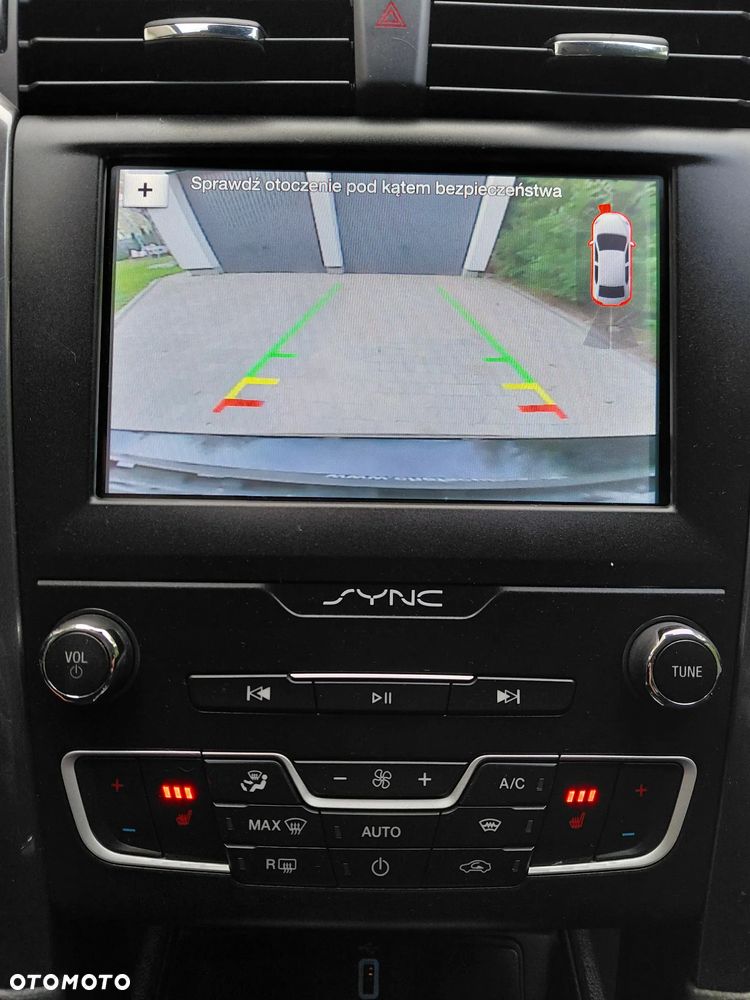 Ford Mondeo 2.0 TDCi Titanium - 23