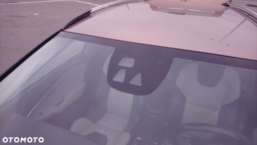 Volvo V40 D3 Summum - 9