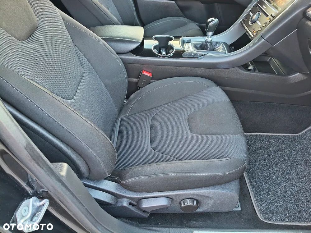 Ford Mondeo SW 1.5 EcoBoost S&S Titanium - 20
